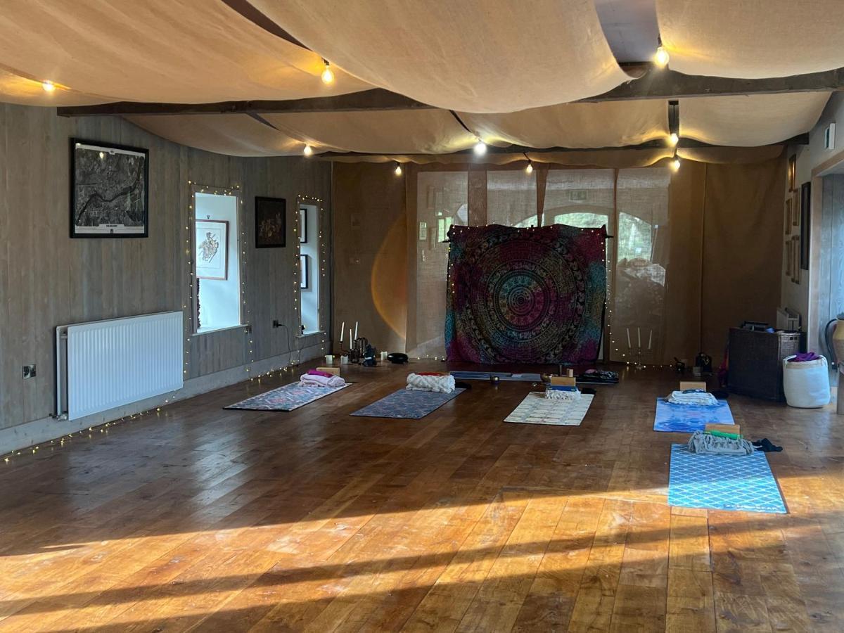 The Old Flax Mill Yoga Retreat Villa Coleraine Luaran gambar